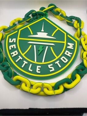 WNBA Seattle Storm Fan Chain Necklace